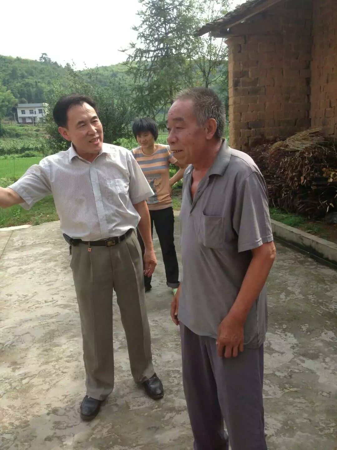 株洲市华兴纸桶包装有限责任公司,株洲市华兴纸桶包装,株洲镀锌桶,株洲油漆桶,株洲彩桶